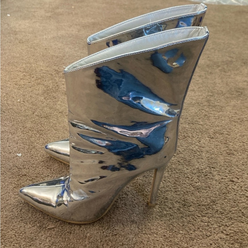 Forever 21 size 7 Silver Heeled Boots with Stiletto Design